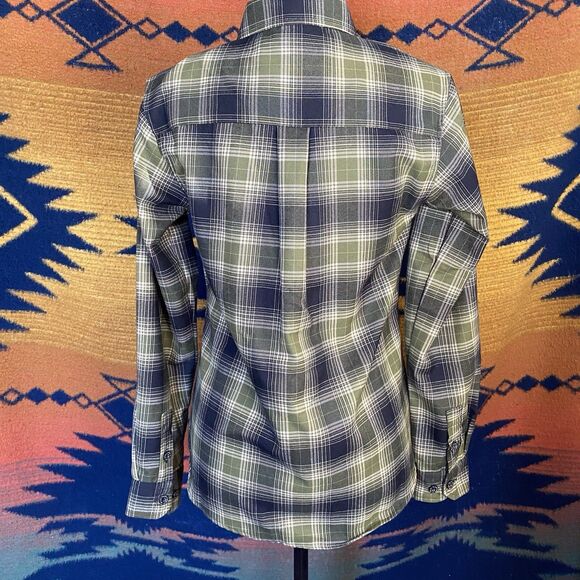 NWOT Dixxon Action Women’s Plaid Button Up Collared Flannel. Polyester. Medium. - Picture 5 of 16